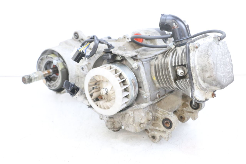 photo de SILNIK JM MOTORS OLDIES GT 4T 50 (2018 - 2025) - Widok z bliska