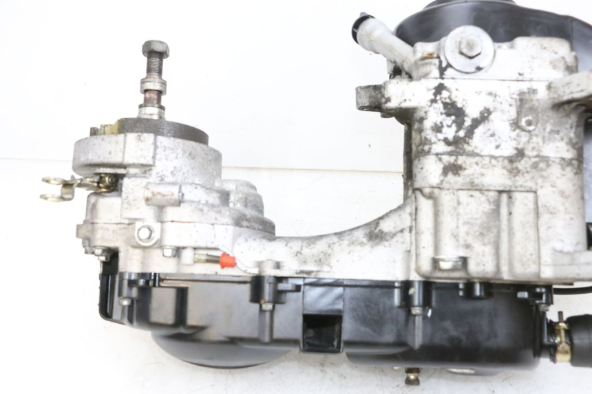 photo de SILNIK JM MOTORS OLDIES GT 4T 50 (2018 - 2025) - Inny kąt widzenia