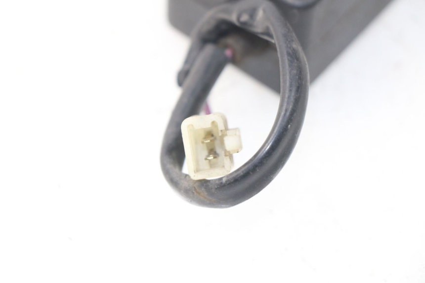 photo de SILNIK OTWIERANIA KUFERKA SYM GTS EVO 125 (2009 - 2013) - Zoom stanu zużycia