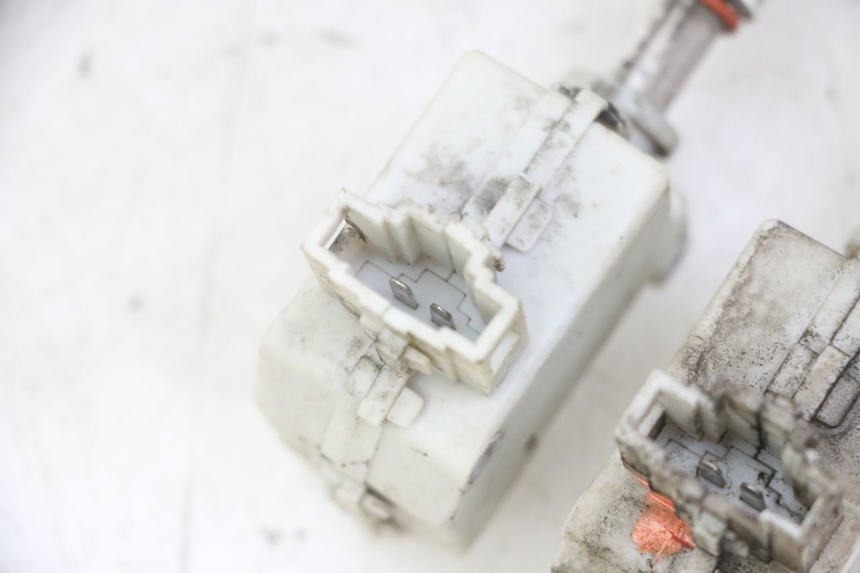 photo de SILNIK OTWIERANIA KUFERKA PIAGGIO MP3 LT 300 (2010 - 2016) - Inny kąt widzenia