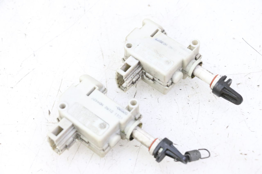 photo de SILNIK OTWIERANIA KUFERKA PIAGGIO MP3 500 (2011 - 2015) - Widok główny