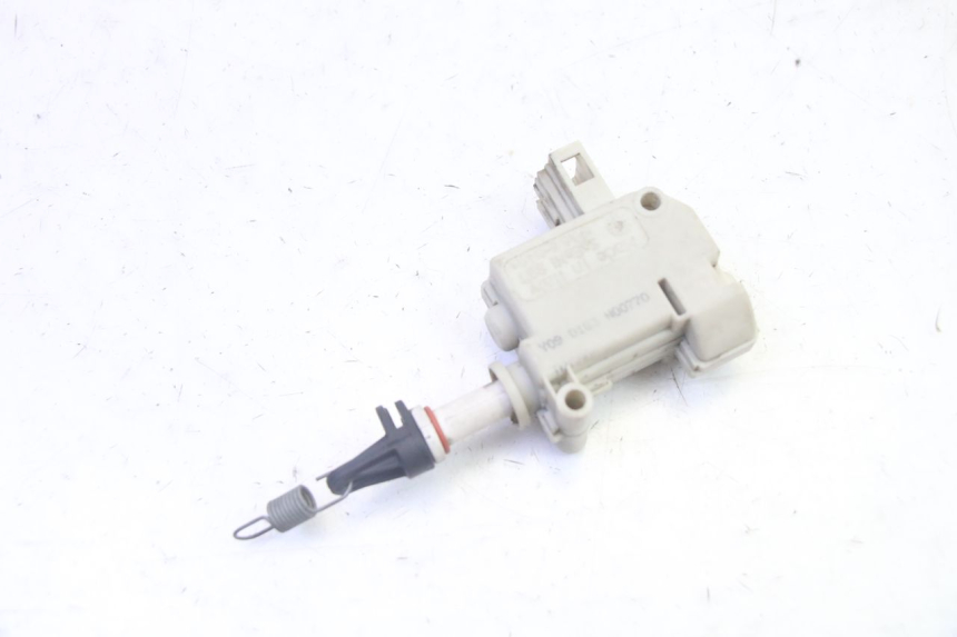 photo de SILNIK OTWIERANIA KUFERKA PIAGGIO MP3 RL 250 (2006 - 2010) - Widok główny