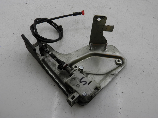 photo de SILNIK OTWIERANIA KUFERKA PIAGGIO MP3 RL 125 (2006 - 2014) - Widok główny