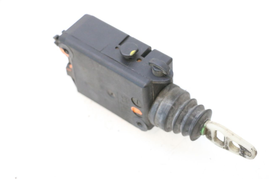 photo de SILNIK OTWIERANIA KUFERKA PEUGEOT SATELIS COMPRESSOR K15 125 (2006 - 2009) - Zoom stanu zużycia