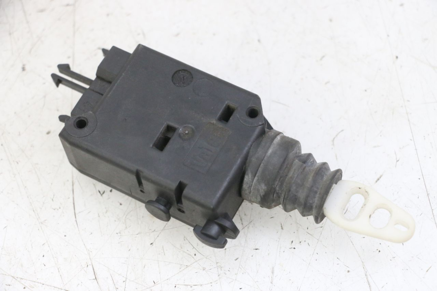 photo de SILNIK OTWIERANIA KUFERKA PEUGEOT SATELIS 125 (2013 - 2018) - Widok główny