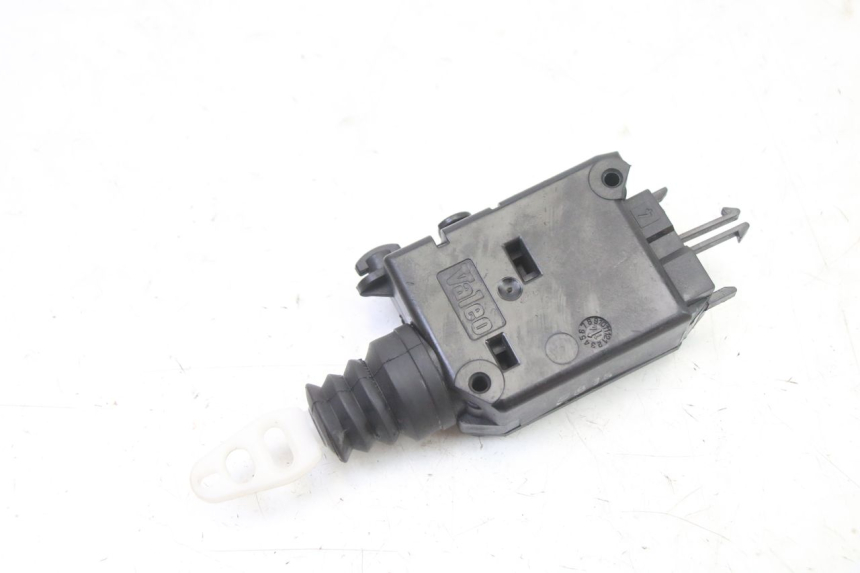 photo de SILNIK OTWIERANIA KUFERKA PEUGEOT SATELIS 125 (2013 - 2018) - Widok główny