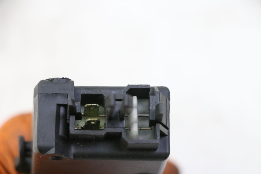 photo de SILNIK OTWIERANIA KUFERKA PEUGEOT SATELIS 125 (2006 - 2009) - Szczegół części