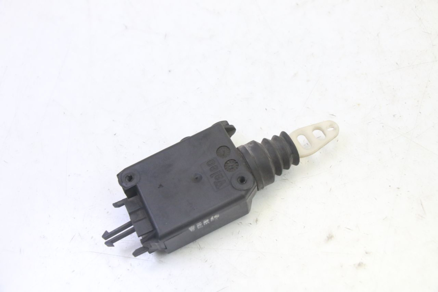 photo de SILNIK OTWIERANIA KUFERKA PEUGEOT SATELIS 125 (2013 - 2018) - Zoom stanu zużycia