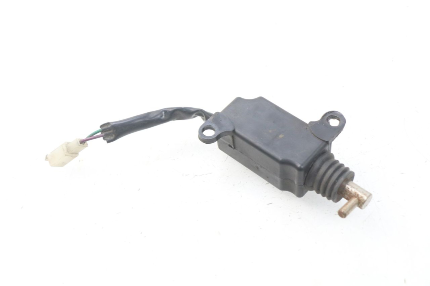 photo de SILNIK OTWIERANIA KUFERKA PEUGEOT TWEET 125 (2010 - 2017) - Szczegół części