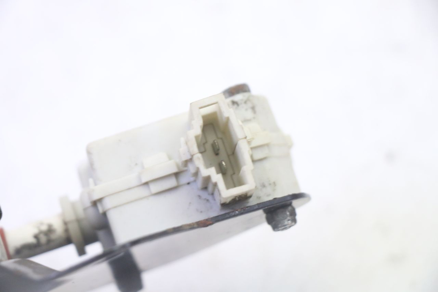 photo de SILNIK OTWIERANIA KUFERKA PIAGGIO XEVO - X EVO 125 (2007 - 2017) - Widok ogólny