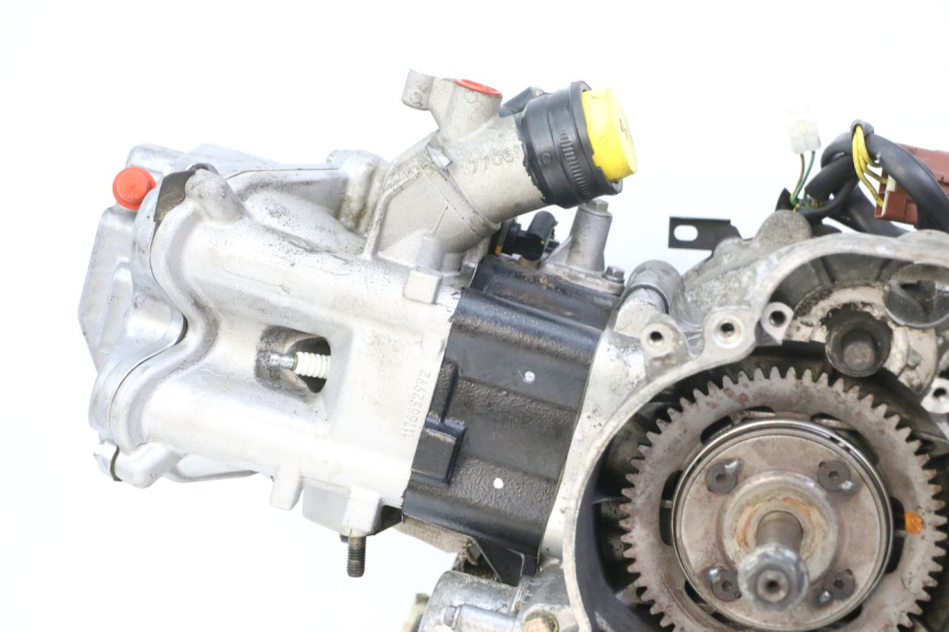 photo de SILNIK PEUGEOT CITYSTAR 125 (2011 - 2017) - Alternatywny kąt