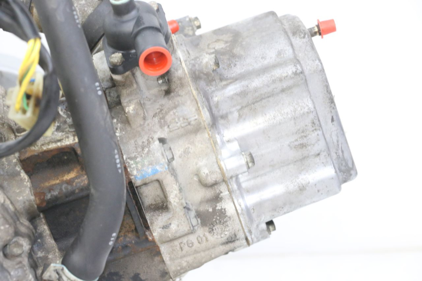 photo de SILNIK PEUGEOT ELYSTAR 125 (2002 - 2007) - Alternatywny kąt