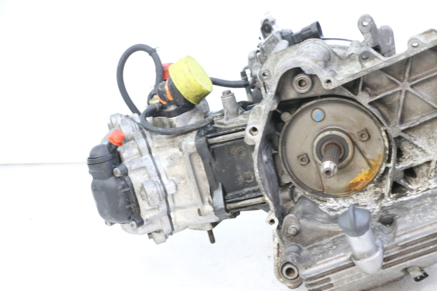 photo de SILNIK PIAGGIO VESPA GRANTURISMO 125 (2003 - 2007) - Punkty mocowania