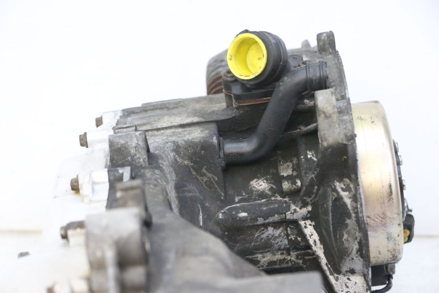 photo de SILNIK PIAGGIO VESPA LX 2T 50 (2005 - 2013) - Punkty mocowania