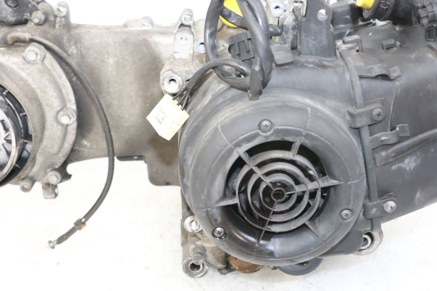 photo de SILNIK PIAGGIO VESPA LX IE 125 (2010 - 2012) - Zbliżenie komponentów