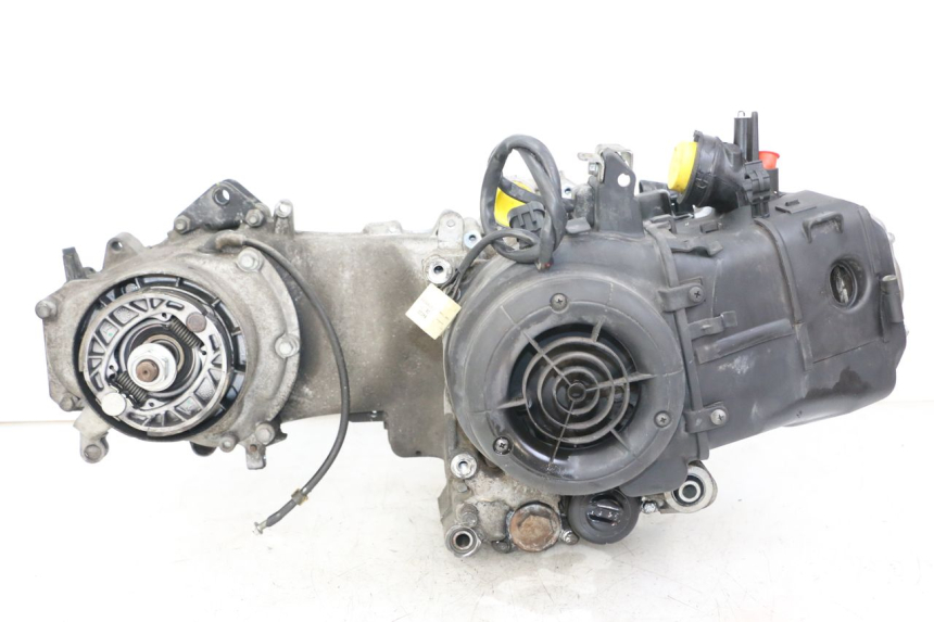 photo de SILNIK PIAGGIO VESPA LX IE 125 (2010 - 2012) - Kontrola wizualna