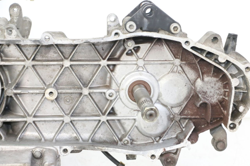 photo de SILNIK PIAGGIO VESPA LX IE 125 (2010 - 2012) - Stan powierzchni