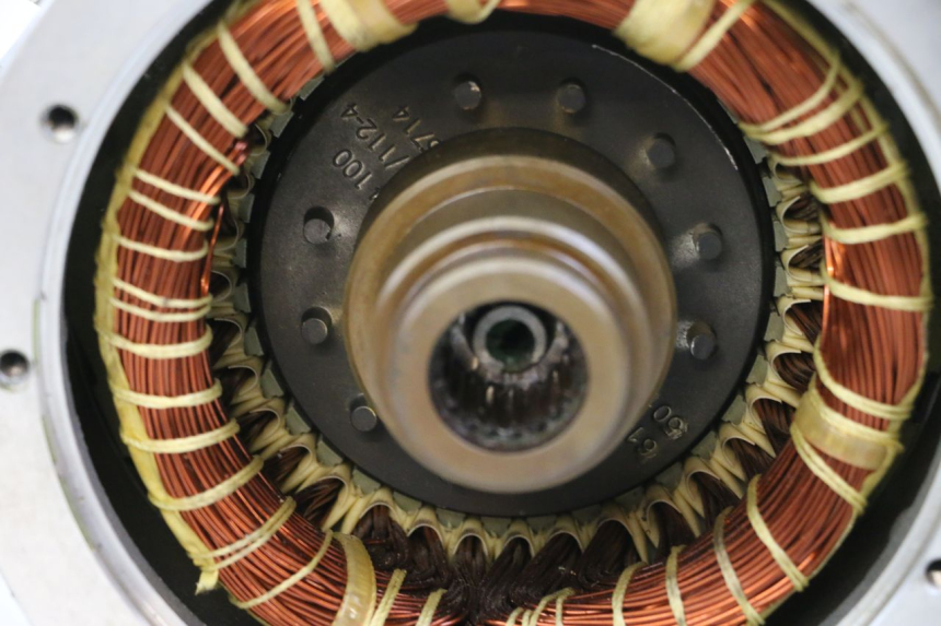 photo de SILNIK LIGIER PULSE 3 1 (2014 - 2020) - Inny kąt widzenia