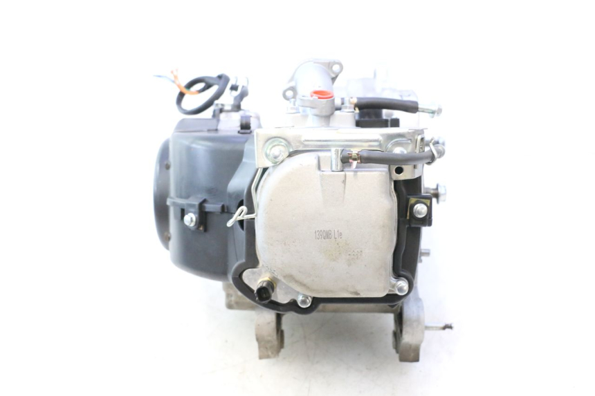 photo de SILNIK JM MOTORS R-MAX TECH 50 (2024 - 2026) - Struktura - zbliżenie