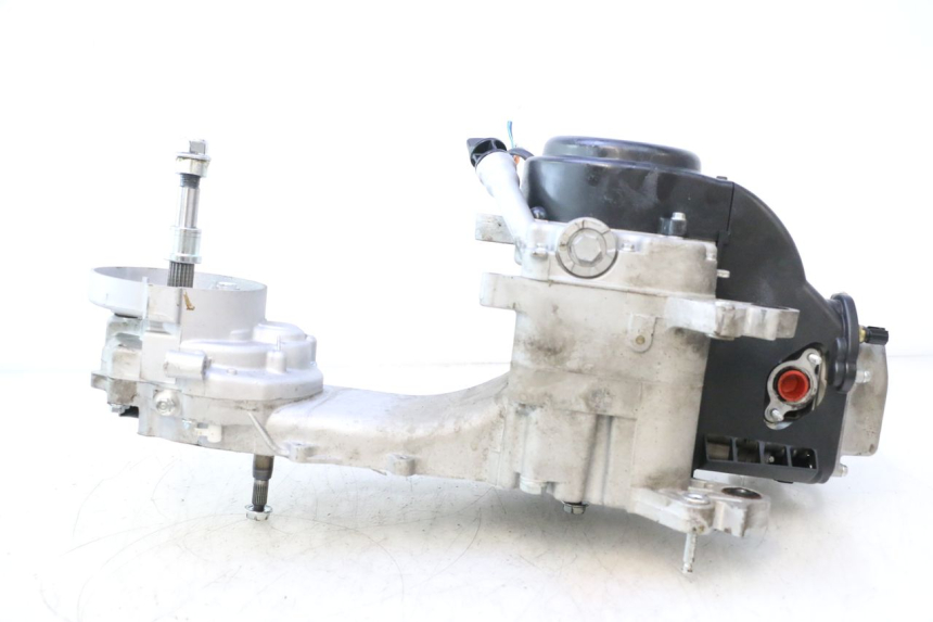 photo de SILNIK JM MOTORS R-MAX TECH 50 (2024 - 2026) - Punkty mocowania