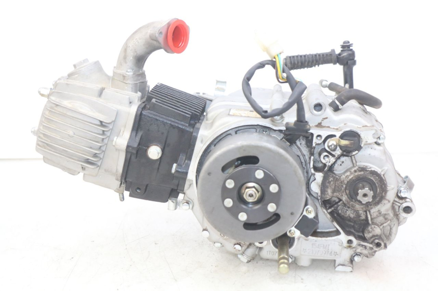 photo de SILNIK APOLLO RFZ 125 - Widok główny