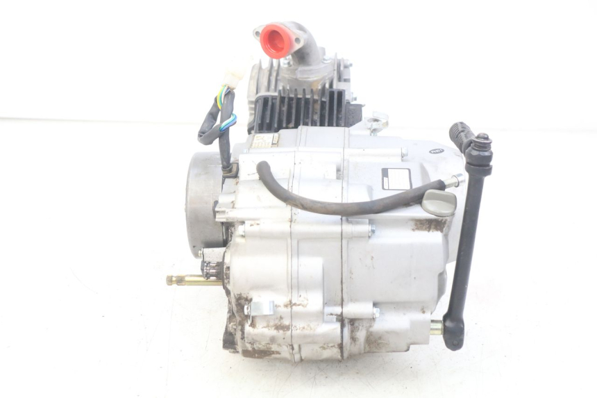 photo de SILNIK APOLLO RFZ 125 - Inny kąt widzenia