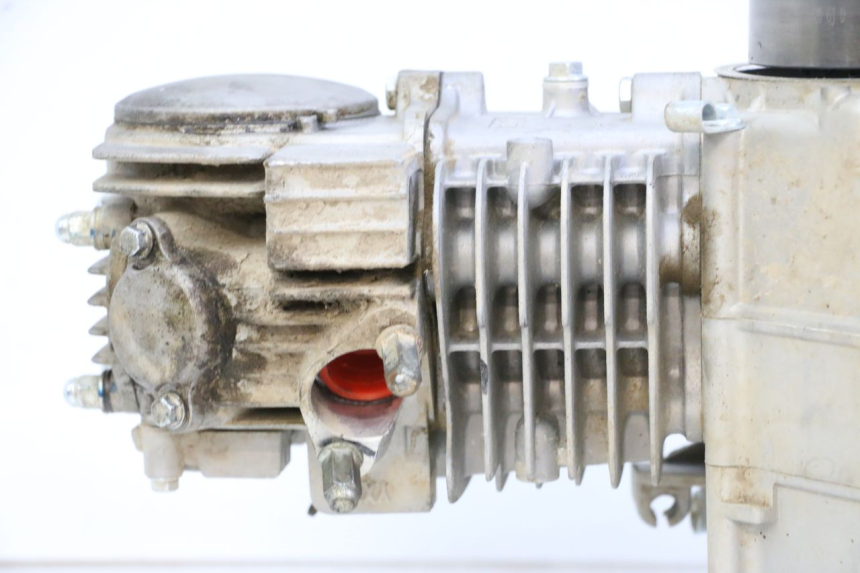 photo de SILNIK APOLLO RFZ 125 - Inny kąt widzenia