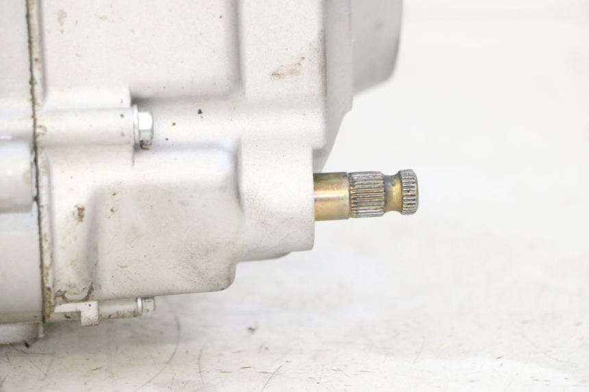 photo de SILNIK APOLLO RFZ 125 - Szczegóły charakterystyczne