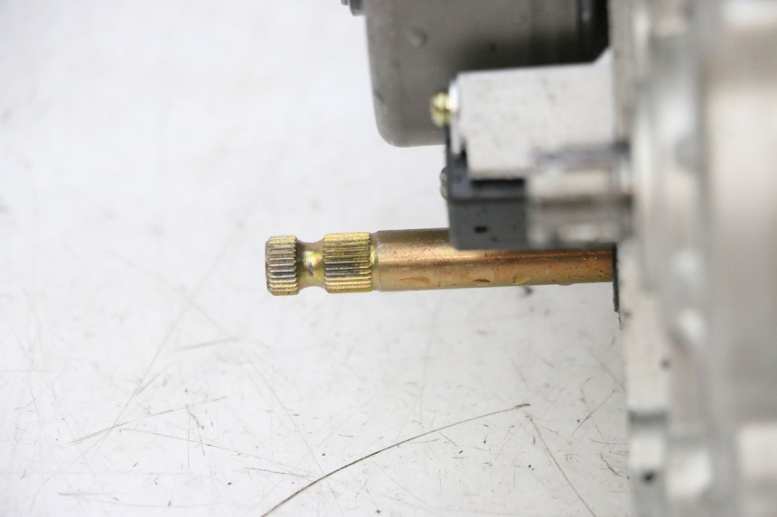 photo de SILNIK APOLLO RFZ 125 - Szczegóły charakterystyczne