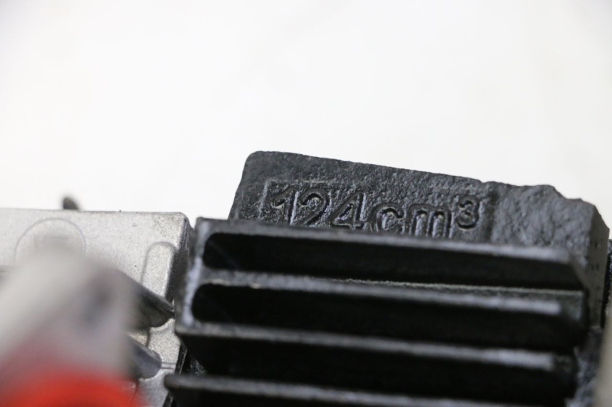 photo de SILNIK APOLLO RFZ 125 - Zoom stanu zużycia