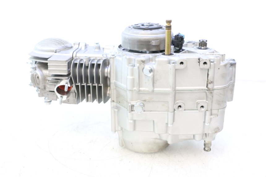 photo de SILNIK APOLLO RFZ 150 - Zbliżenie techniczne