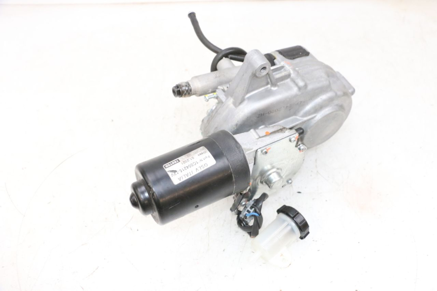 photo de SILNIK ROLL LOCK PIAGGIO MP3 HPE 300 (2019 - 2026) - Inny kąt widzenia