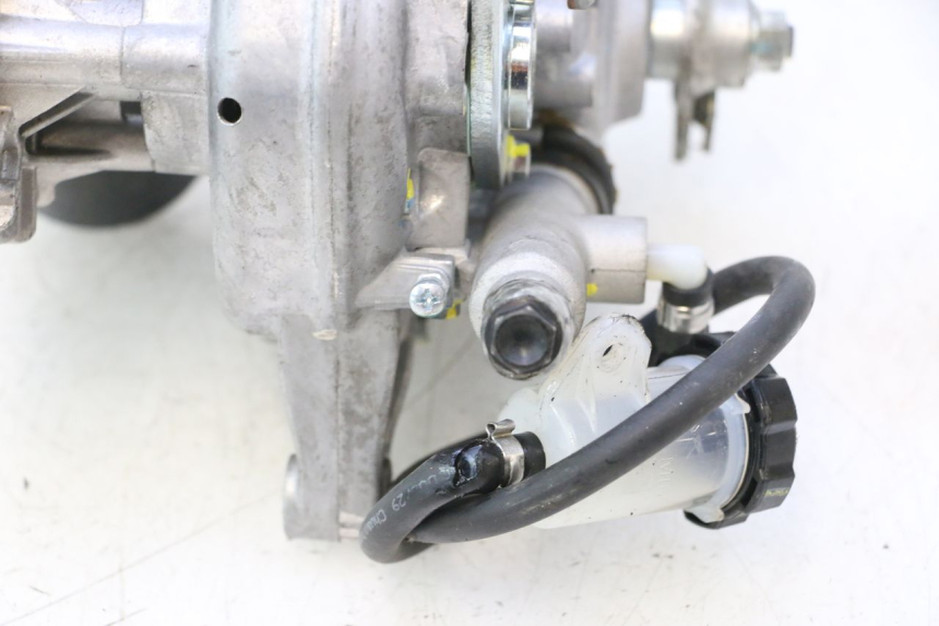 photo de SILNIK ROLL LOCK PIAGGIO MP3 HPE 530 (2022 - 2026) - Część sprawdzona