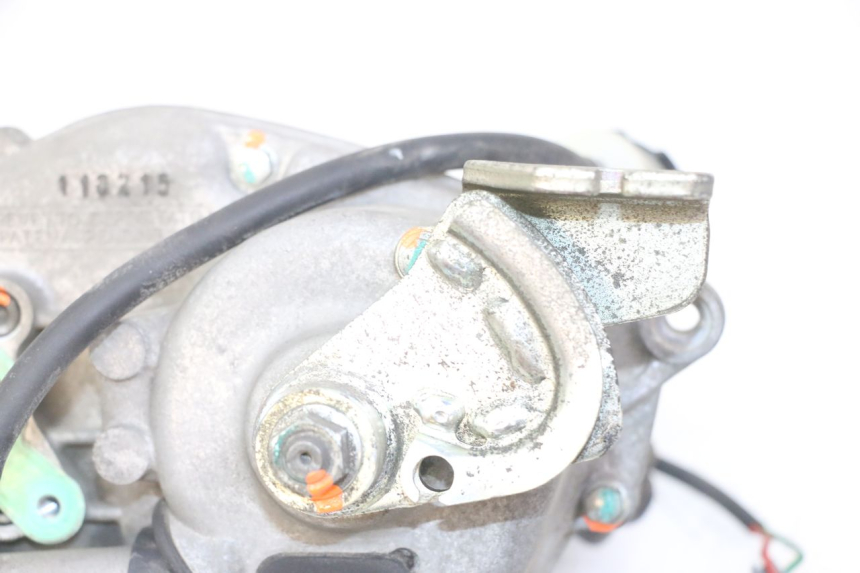 photo de SILNIK ROLL LOCK PIAGGIO MP3 LT 300 (2010 - 2016) - Zbliżenie komponentów