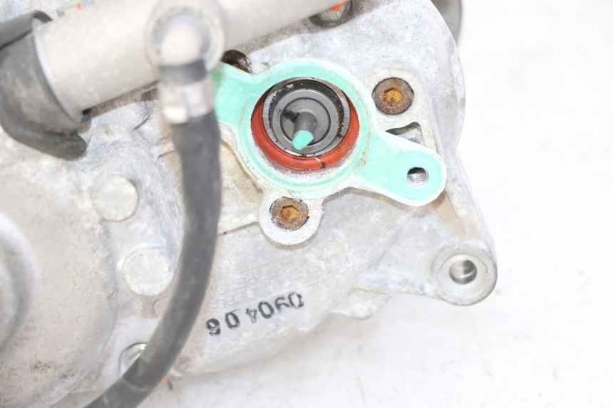 photo de SILNIK ROLL LOCK PIAGGIO MP3 RL 250 (2006 - 2010) - Szczegóły charakterystyczne