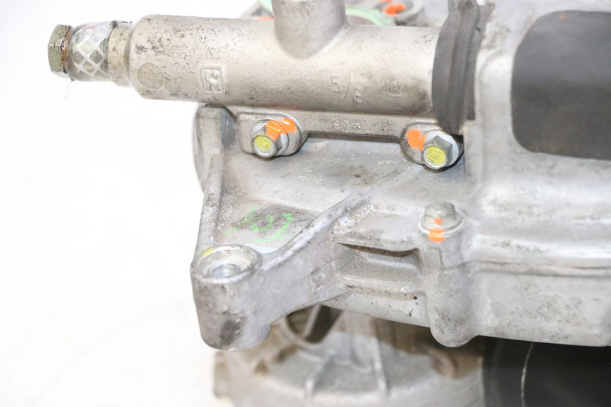 photo de SILNIK ROLL LOCK PIAGGIO MP3 125 (2006 - 2014) - Punkty mocowania