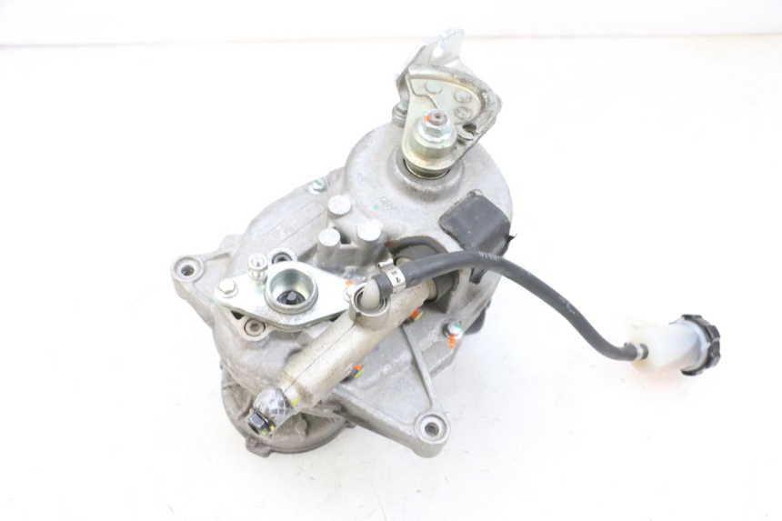 photo de SILNIK ROLL LOCK PIAGGIO MP3 500 (2016 - 2018) - Zbliżenie techniczne