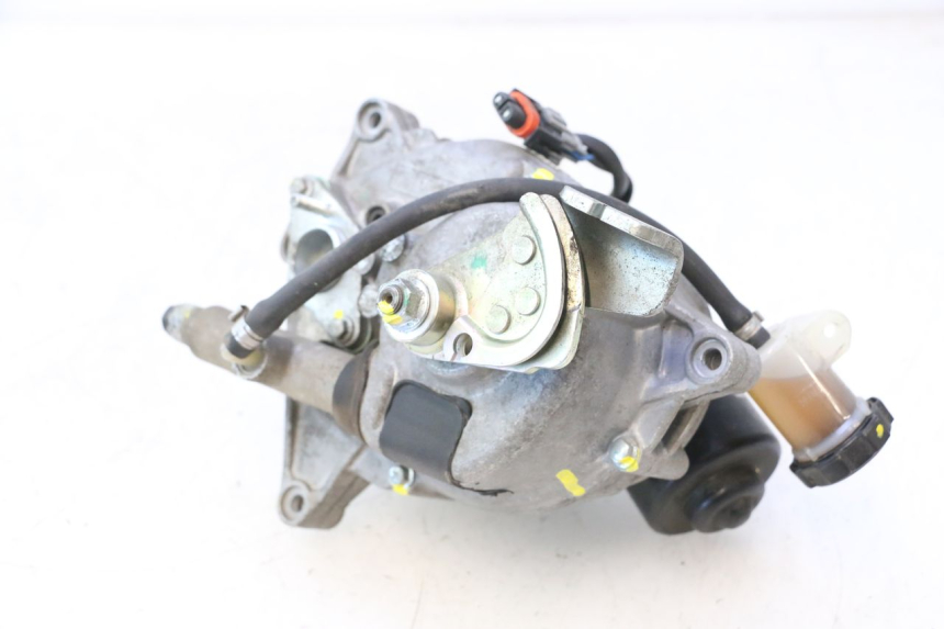photo de SILNIK ROLL LOCK PIAGGIO MP3 500 (2016 - 2018) - Szczegóły charakterystyczne
