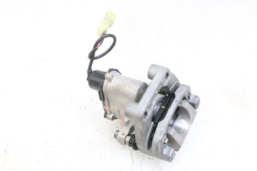 photo de SILNIK ROLL LOCK YAMAHA TRICITY 300 (2020 - 2024) - Zbliżenie techniczne