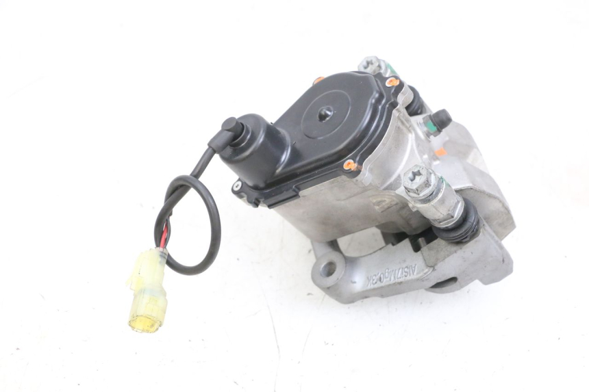 photo de SILNIK ROLL LOCK YAMAHA TRICITY 300 (2020 - 2024) - Część sprawdzona