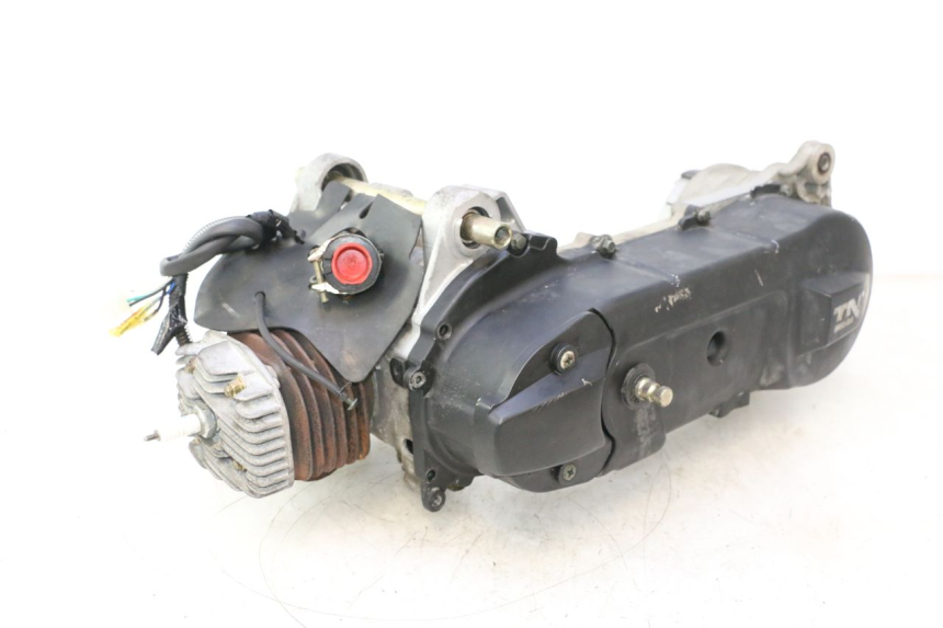 photo de SILNIK TNT MOTOR ROMA 12' 2T 50 (2007 - 2018) - Alternatywny kąt