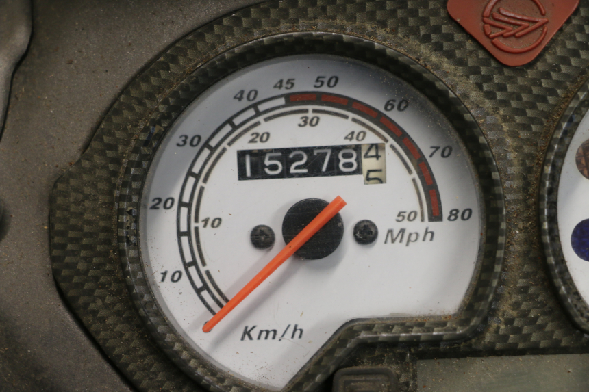 photo de SILNIK KEEWAY RY6 2T 50 (2011 - 2019) - Struktura - zbliżenie