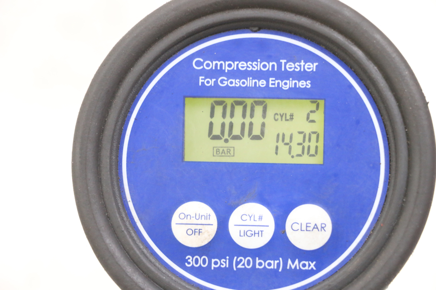 photo de SILNIK KEEWAY RY6 2T 50 (2011 - 2019) - Alternatywny kąt