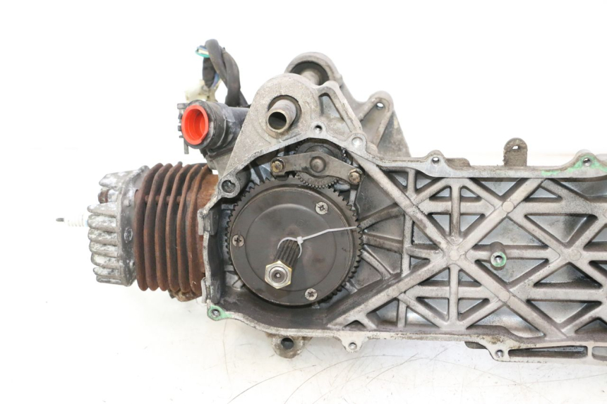 photo de SILNIK KEEWAY RY6 2T 50 (2011 - 2019) - Zoom stanu zużycia