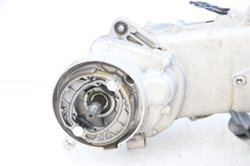 photo de SILNIK JM MOTORS SANTANA EVO 50 (2024 - 2026) - Zbliżenie komponentów