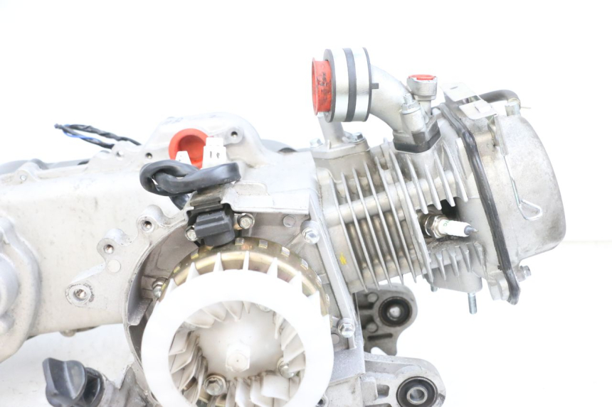 photo de SILNIK JM MOTORS SANTANA EVO 50 (2024 - 2026) - Oznaczenia i referencje