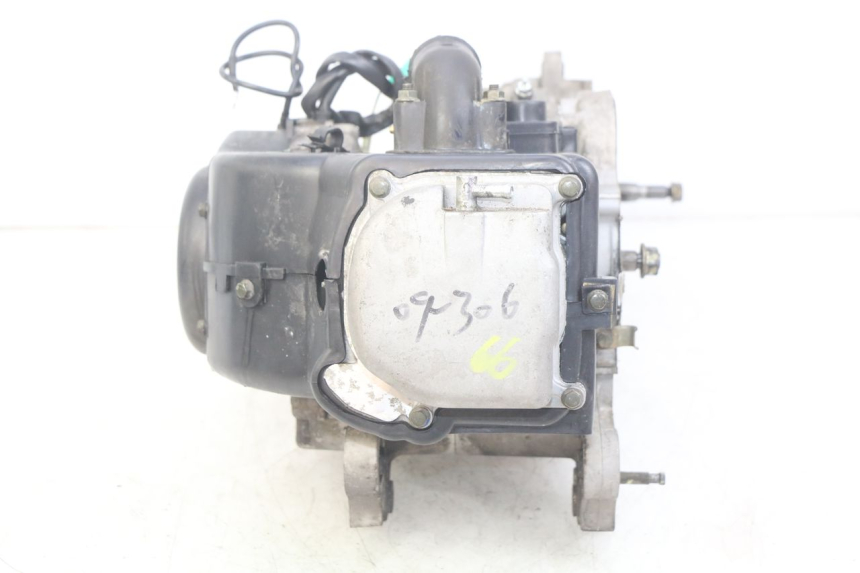 photo de SILNIK JM MOTORS SANTANA 50 (2014 - 2023) - Szczegóły charakterystyczne