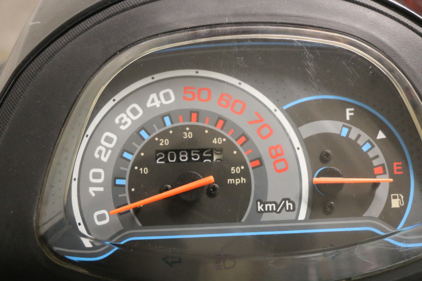 photo de SILNIK JM MOTORS SANTANA 50 (2014 - 2023) - Struktura - zbliżenie