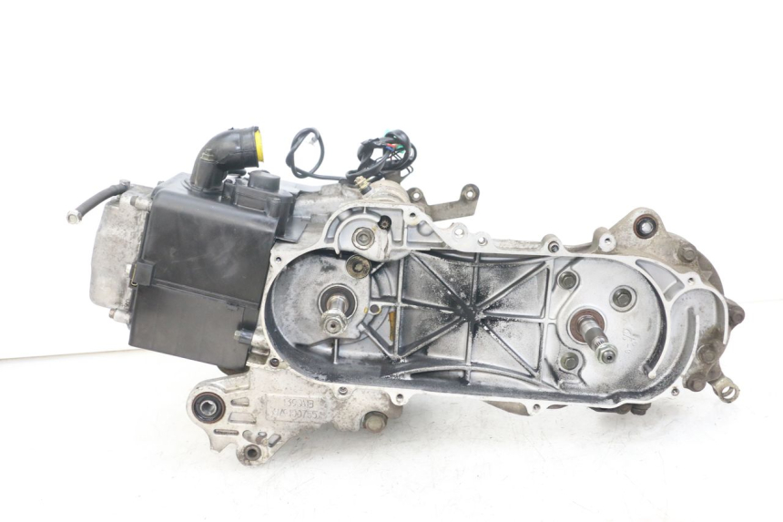 photo de SILNIK JM MOTORS SANTANA 50 (2014 - 2023) - Zbliżenie komponentów