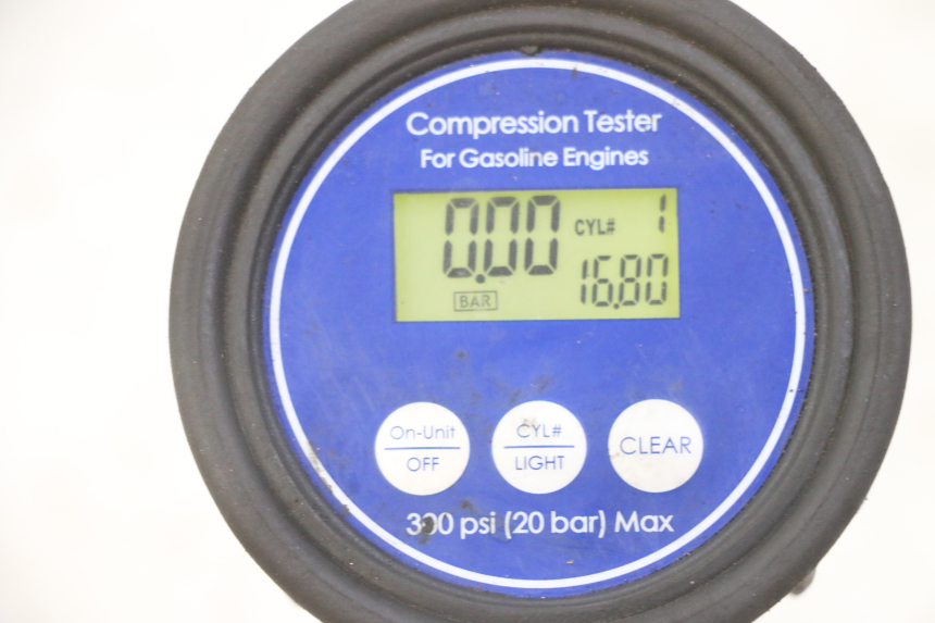 photo de SILNIK PEUGEOT SATELIS 125 (2013 - 2018) - Widok profilu